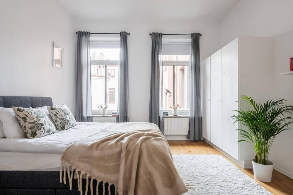 Large 2bd * Gothenburg