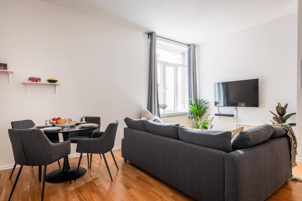 Large 2bd Gotemburgo