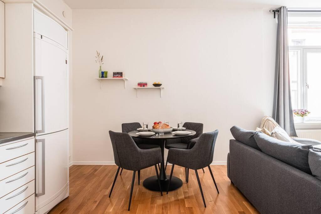 Large 2bd * Gotemburgo